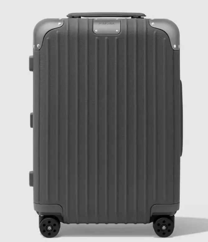 Elevate Your Journey: The Ultimate Guide to Fashion Week Luggage