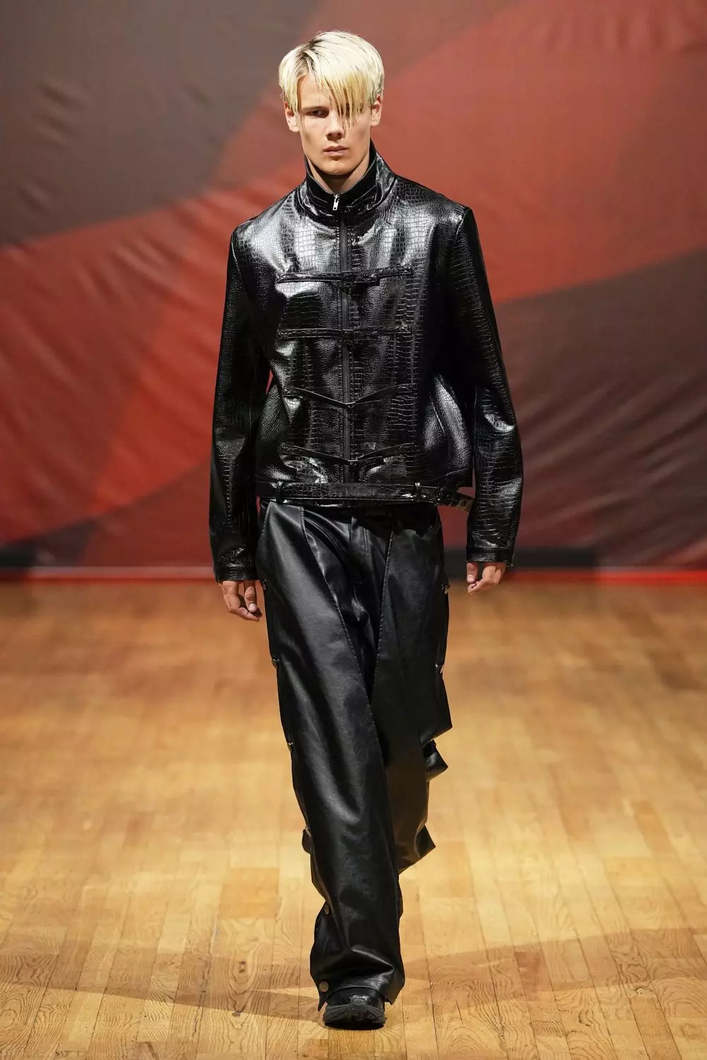 Advisry's Spring 2027 Ready-to-Wear Collection: A Vision of Modern Elegance