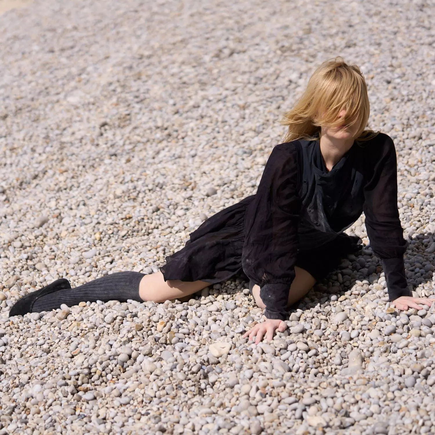 Toxe Unveils Ethereal English Debut Album 'Bubble Treasure'