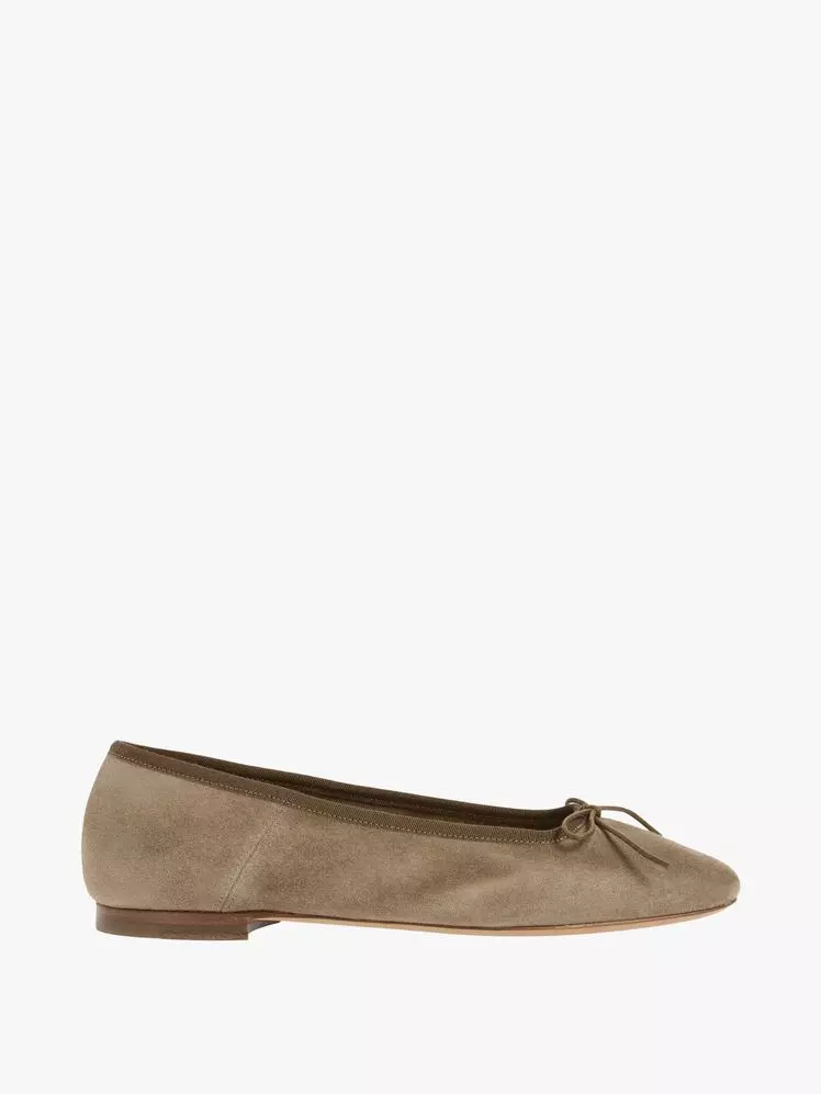 Brown Ballet Flats: The Essential Fall Footwear