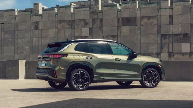 Volkswagen's New Flagship: The 2026 Tiguan SEL R-Line Turbo