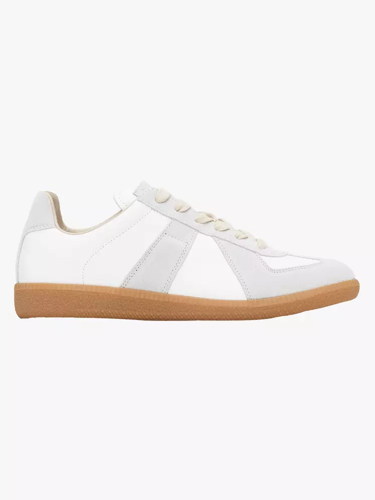 The Ultimate Guide to Men's Luxury Sneakers: Style and Comfort Combined
