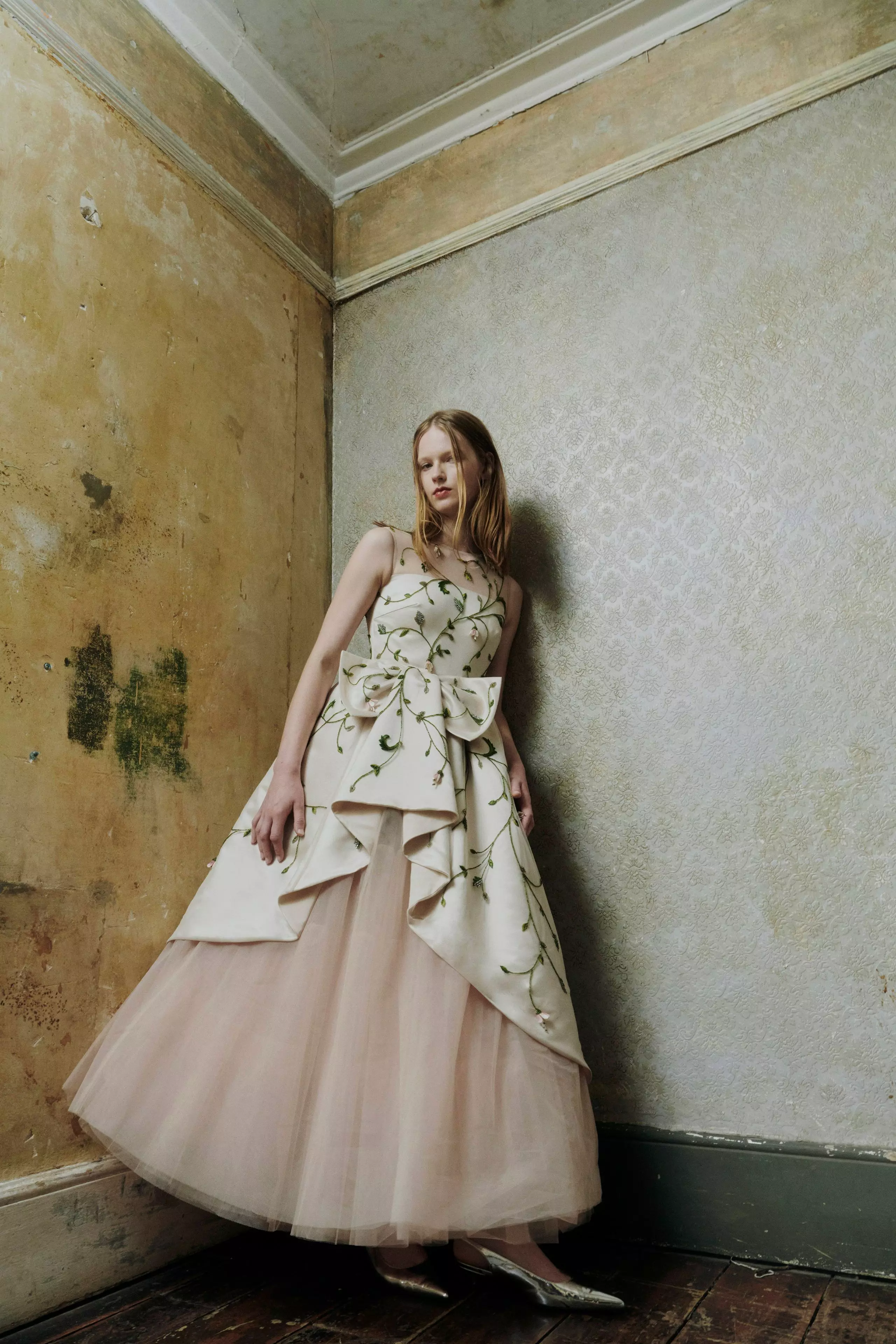 Huishan Zhang's Spring 2027 Collection: A Symphony of Craftsmanship and Innovation