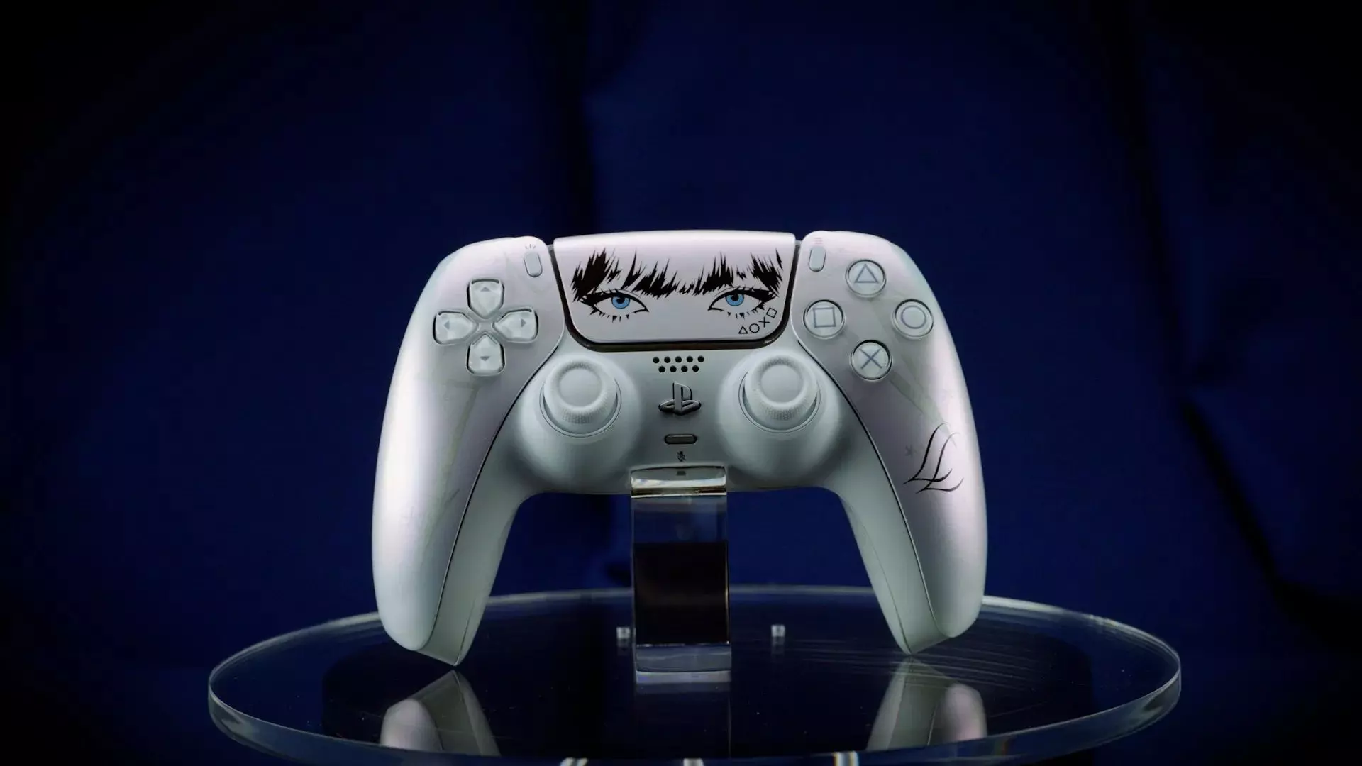 K-Pop Star Lisa Collaborates with PlayStation for Limited-Edition DualSense Controller and Exclusive Merchandise Line