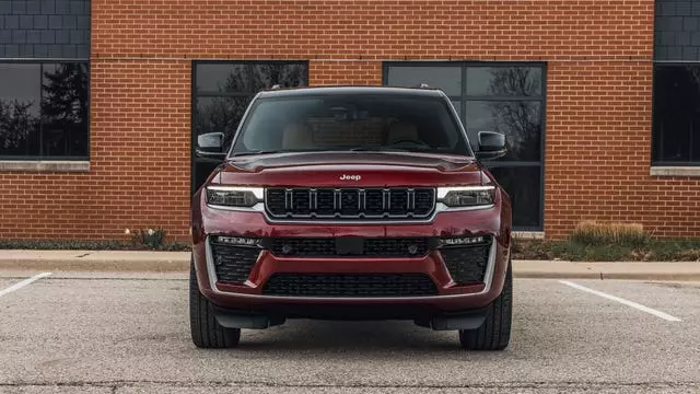 Jeep Grand Cherokee to Gain Hurricane Inline-Six Engine by 2028