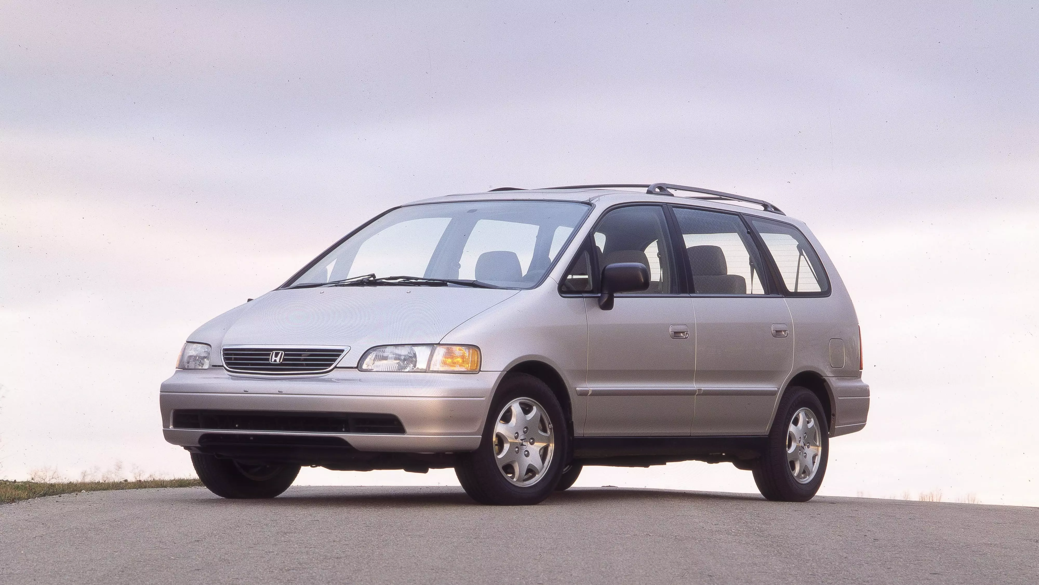 The Enduring Spirit of the 1995 Honda Odyssey EX