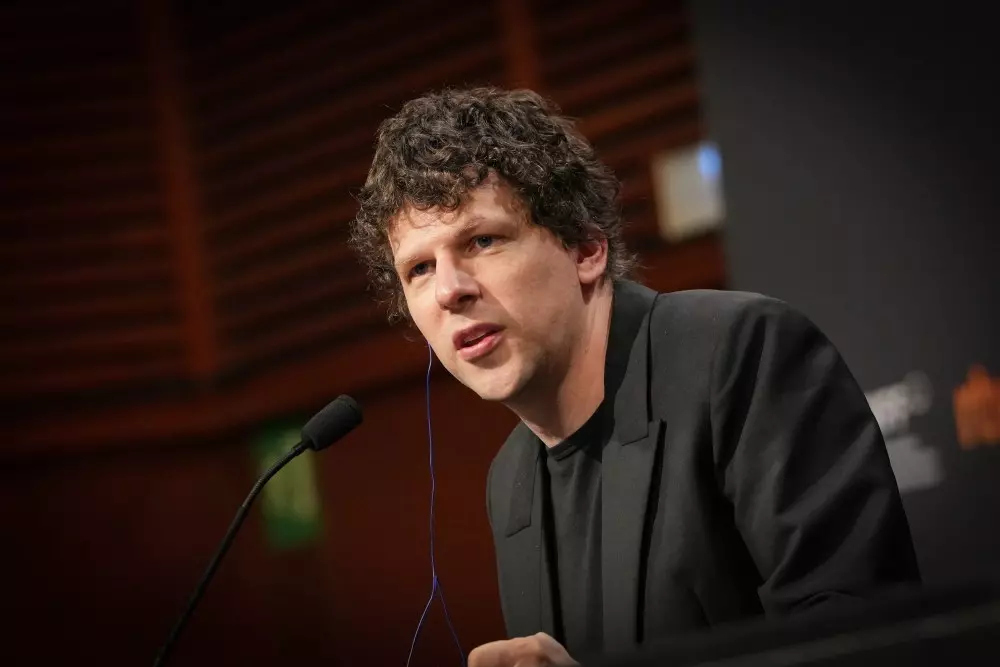 Jesse Eisenberg on 'The Debut' and the Transformative Power of Community Theater