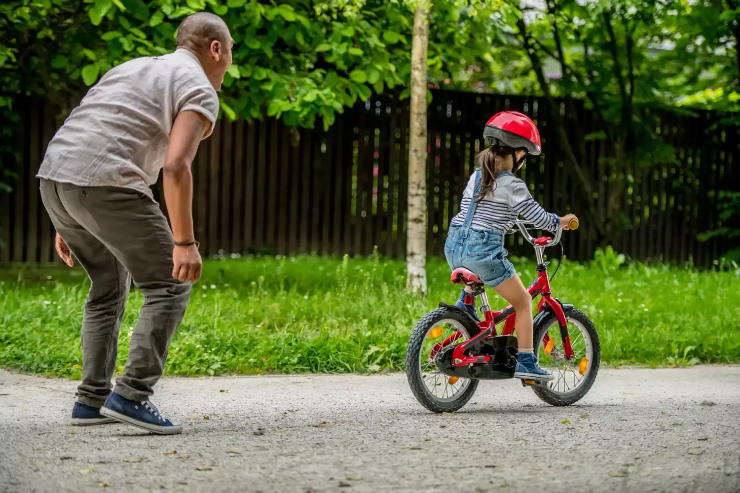 The Lighthouse Parenting Approach: Nurturing Independence and Resilience in Children
