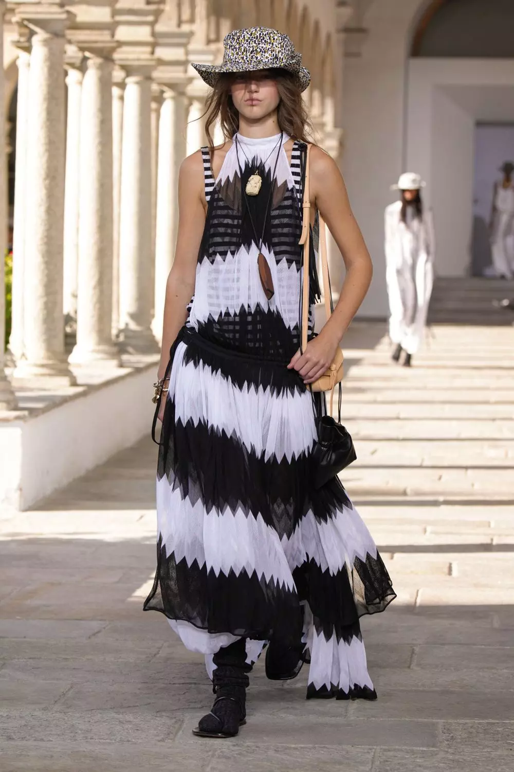 Missoni's Spring 2027 Ready-to-Wear Collection: A Visual Journey