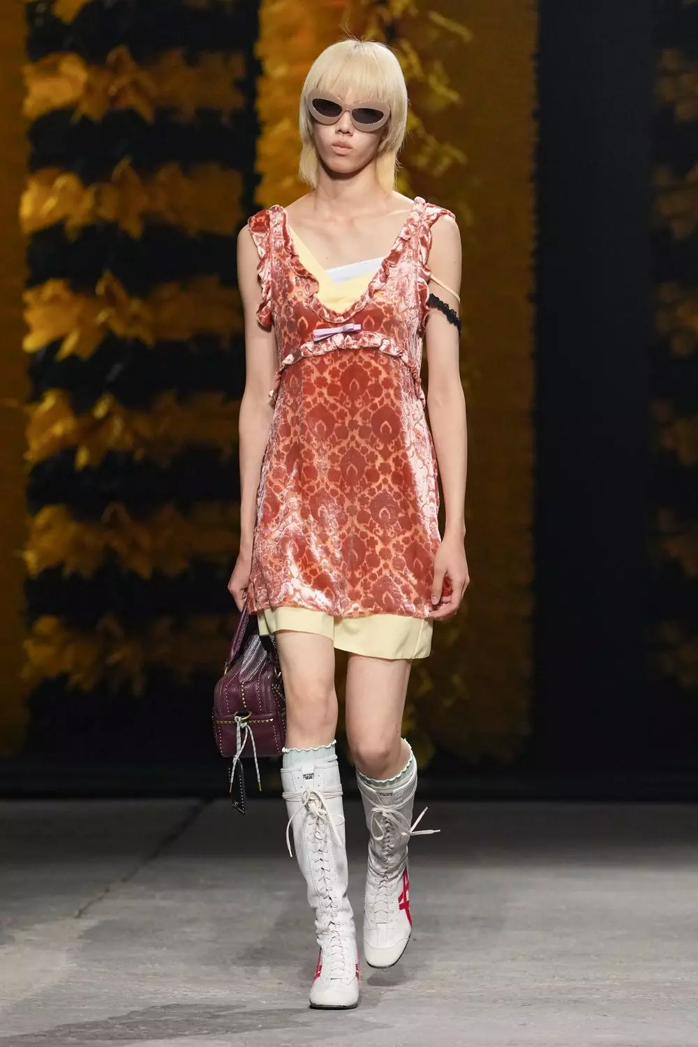 Onitsuka Tiger's Spring 2027 Ready-to-Wear Collection: A Fresh Perspective