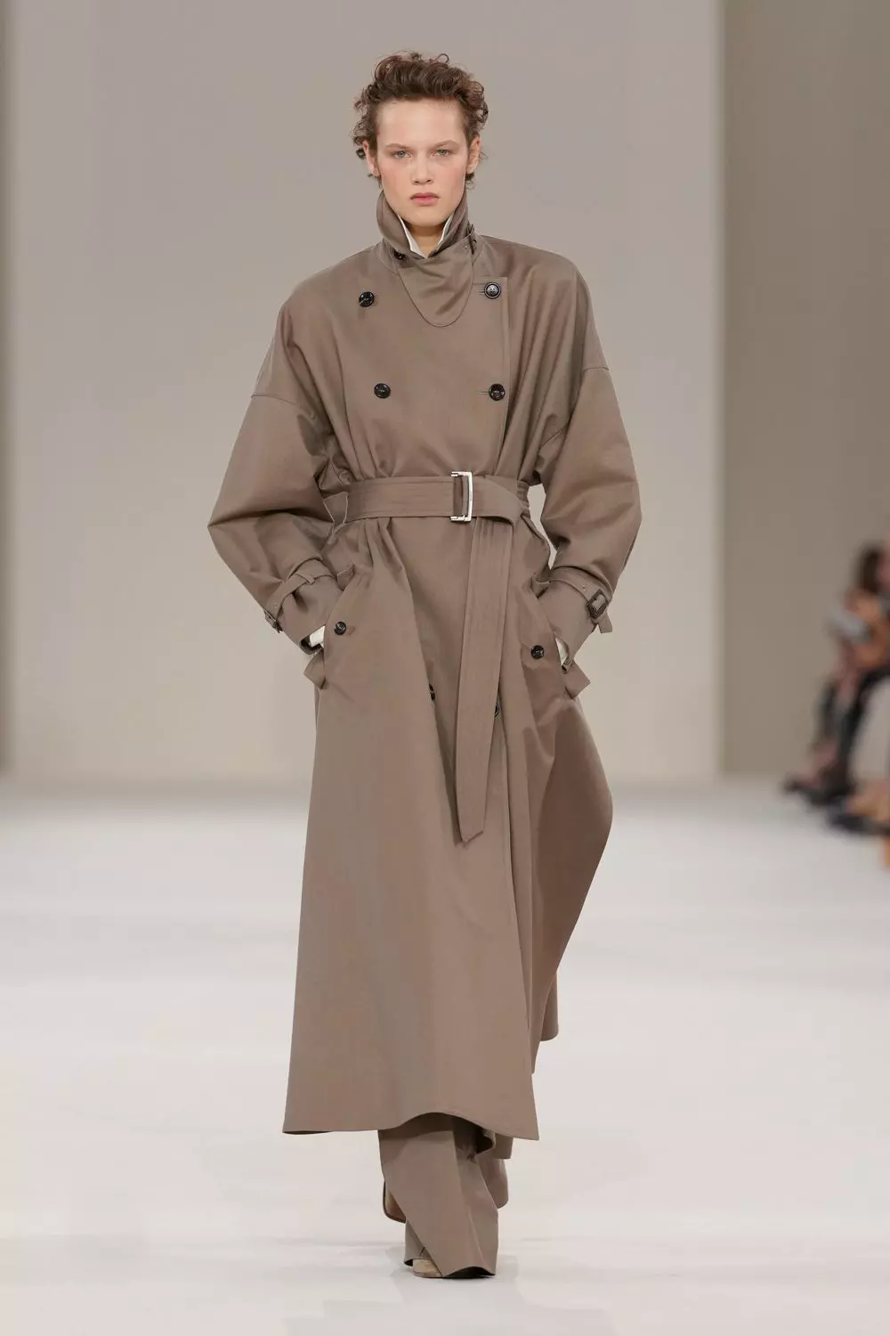 Max Mara's Spring 2027 Ready-to-Wear Collection: A Glimpse into Future Fashion