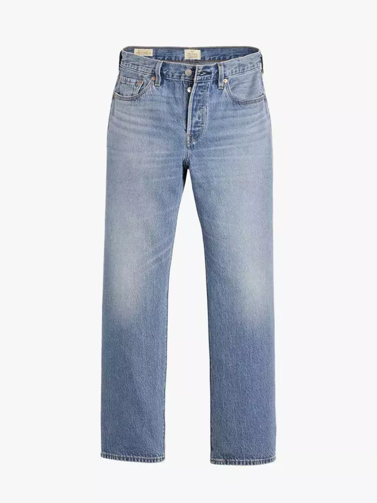 The Enduring Allure of Mom Jeans: A Style Guide for the Modern Era