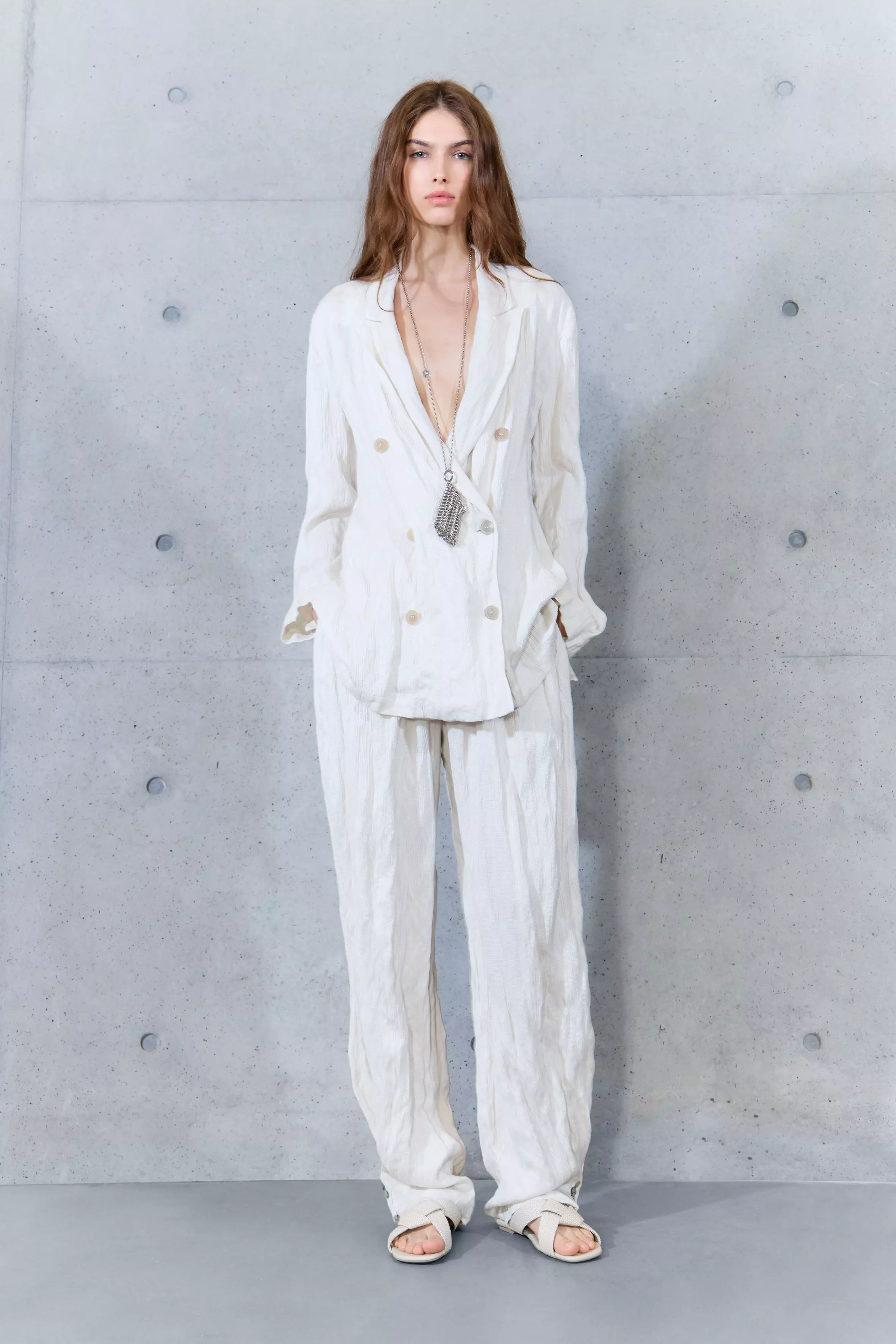 Emporio Armani's Spring 2027 Collection: A Reflection on Time and Succession