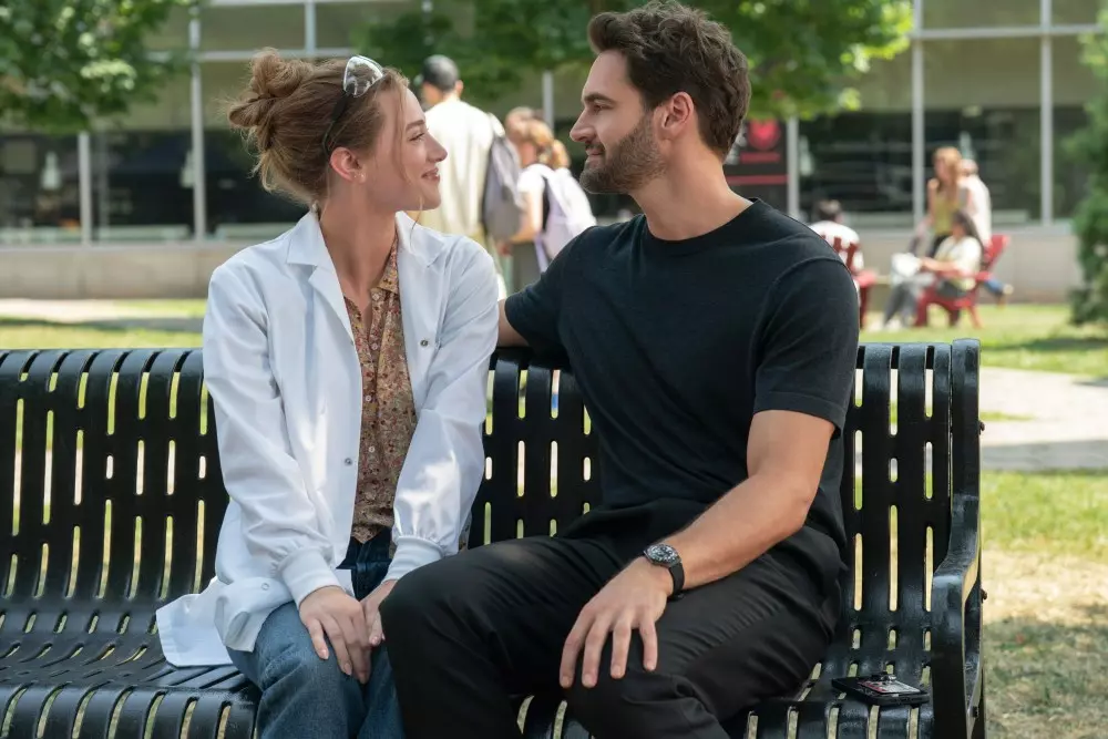 Unpacking the 'Star Wars' Allusions in 'The Love Hypothesis' Film Adaptation