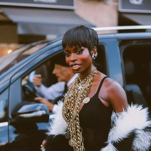 Milan Fashion Week Street Style: A Glimpse Beyond the Runway