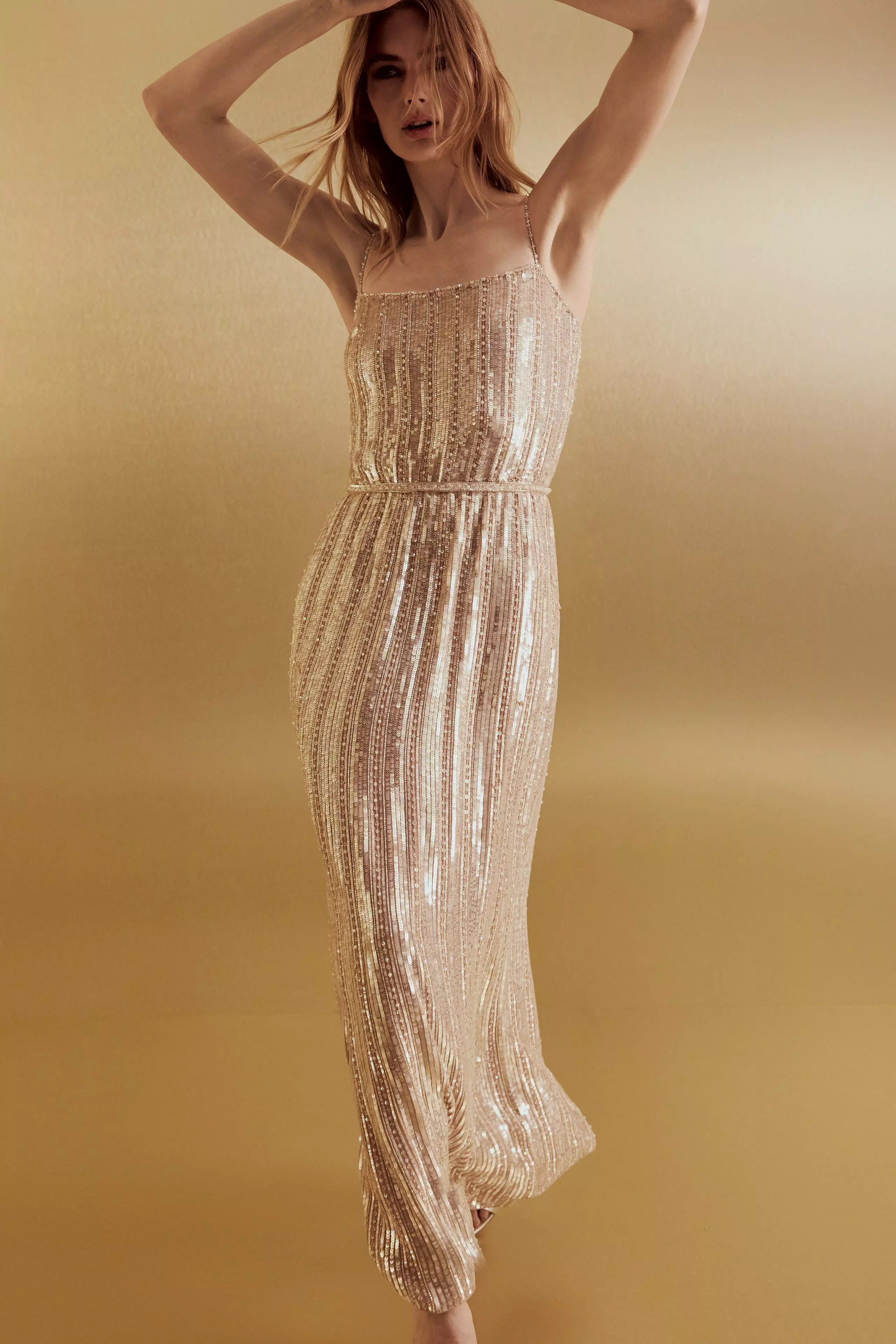 Jenny Packham's Spring 2027 Ready-to-Wear Collection: The Art of Movement and Disco Glamour