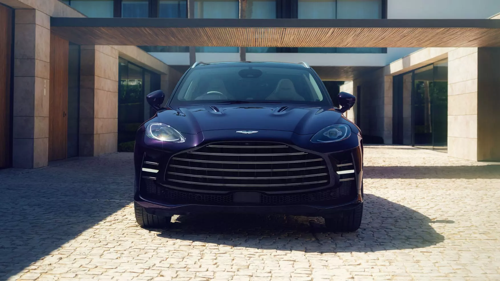 2027 Aston Martin DBX GT Revealed