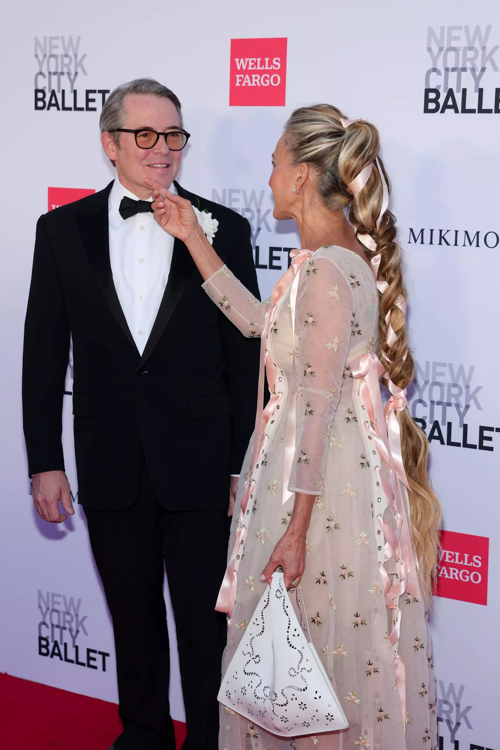 Sarah Jessica Parker Dazzles at New York City Ballet Gala with Ribboned Updo