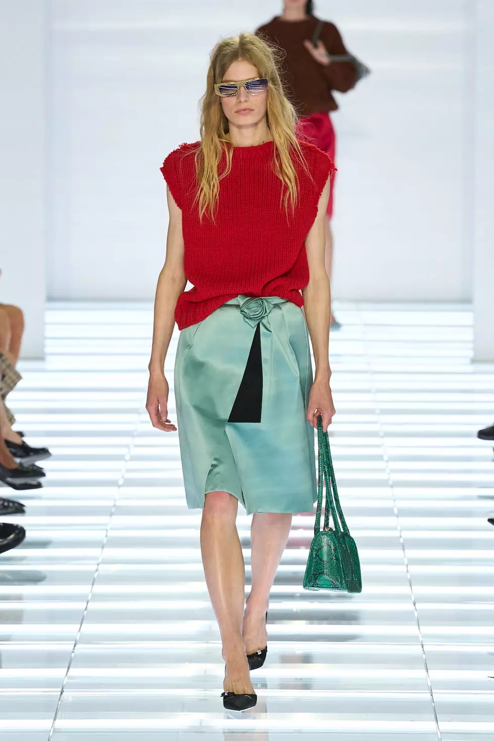 The Resurgence of the Knee-Length Skirt in High Fashion