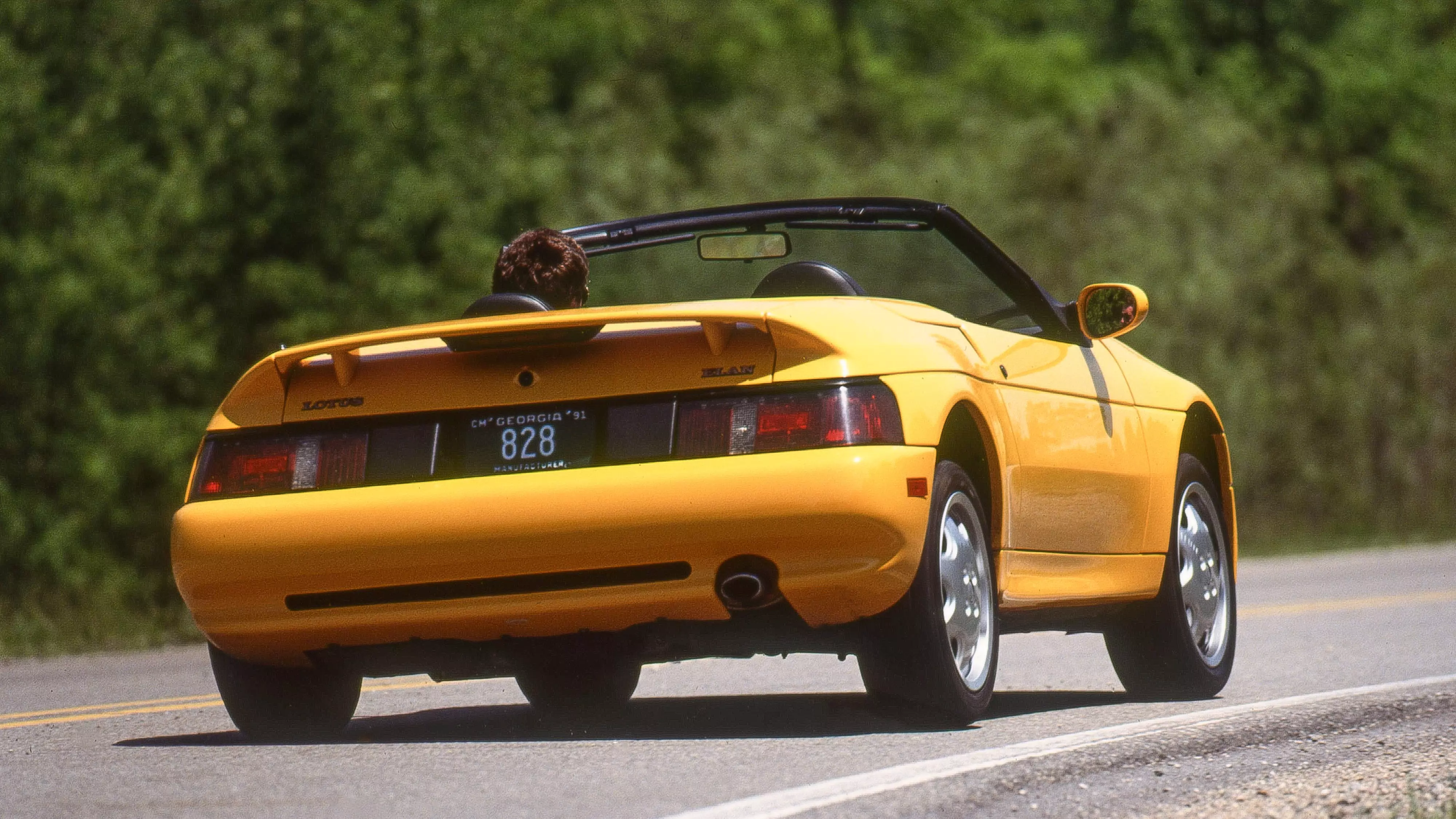 The Enduring Legacy of the 1992 Lotus Elan: A Front-Wheel-Drive Icon
