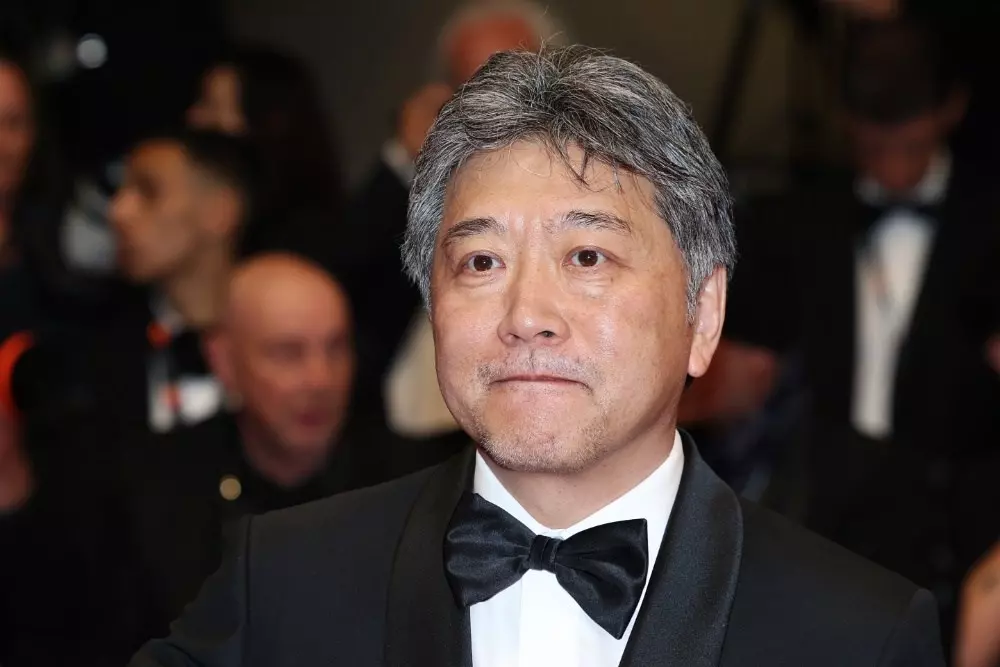 Kore-eda Hirokazu's Film with Eddie Redmayne Under Script Development
