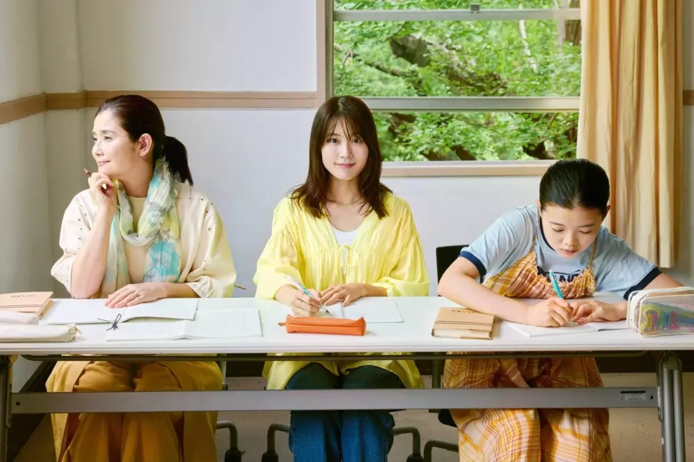 “Satoko Always” Review: A Poignant Exploration of Female Self-Discovery Through Writing