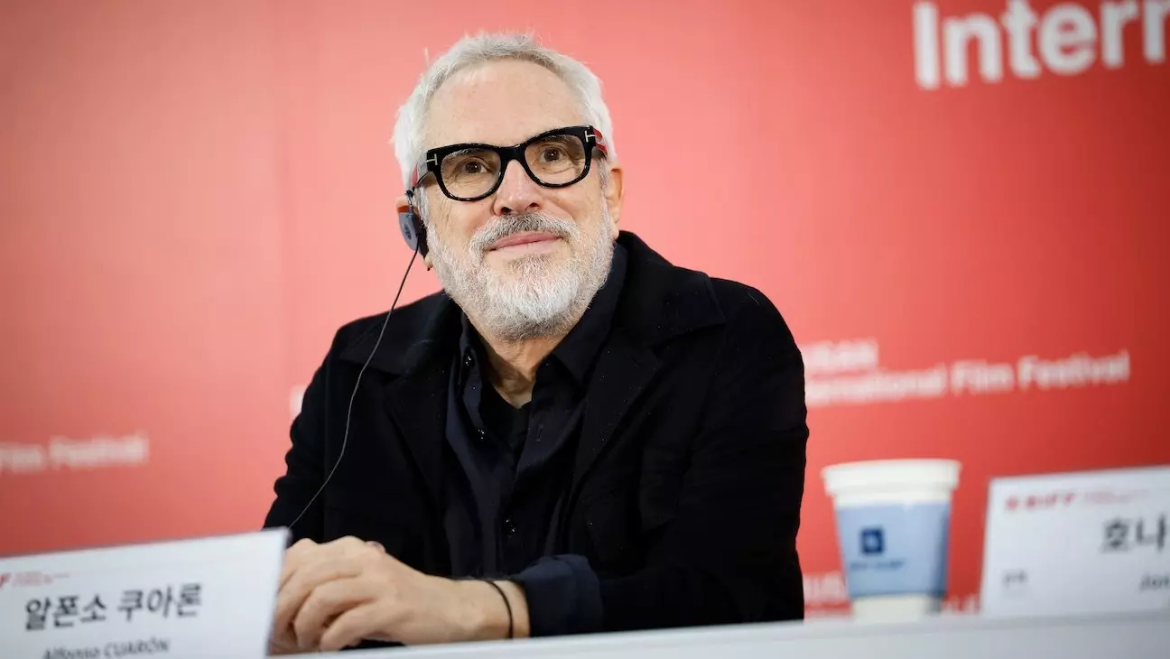 Alfonso Cuarón Reflects on His Artistic Journey and 'Harry Potter' Legacy at Busan