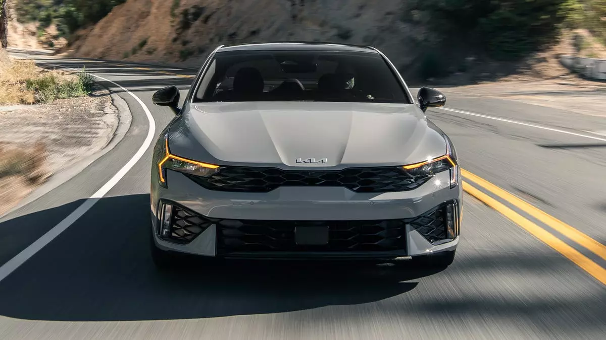 2027 Kia K5: Blending Style with Performance in the Mid-Size Sedan Segment