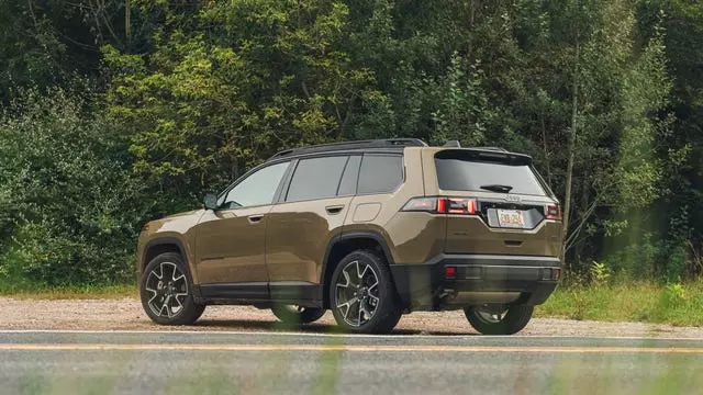 2026 Jeep Cherokee Overland: A Detailed Look at the New Compact SUV