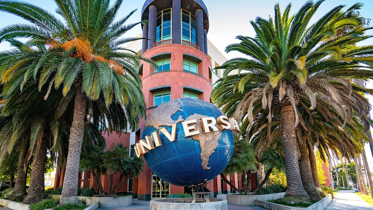 Universal Music Group Announces Major Executive Departures Amidst Restructuring Efforts