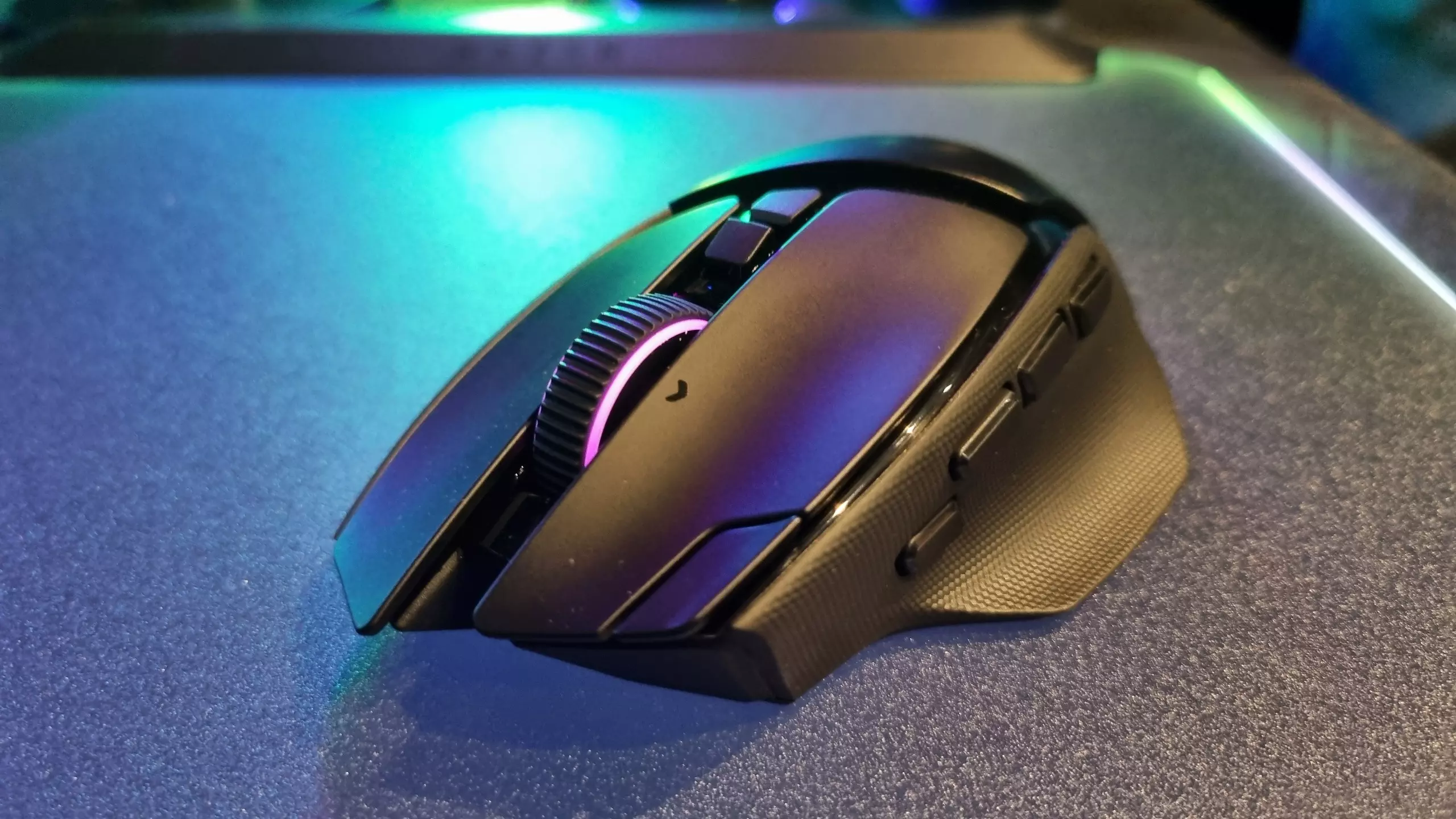 Debate Rages: Is Razer's 'Perfect 180' Gaming Mouse Feature Cheating?