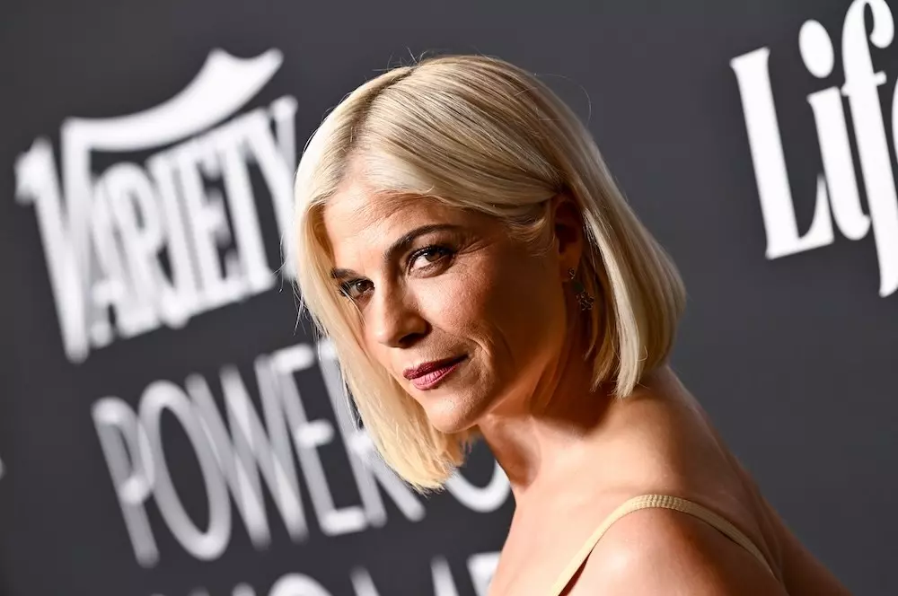 Selma Blair's Representative Clarifies Plane Incident