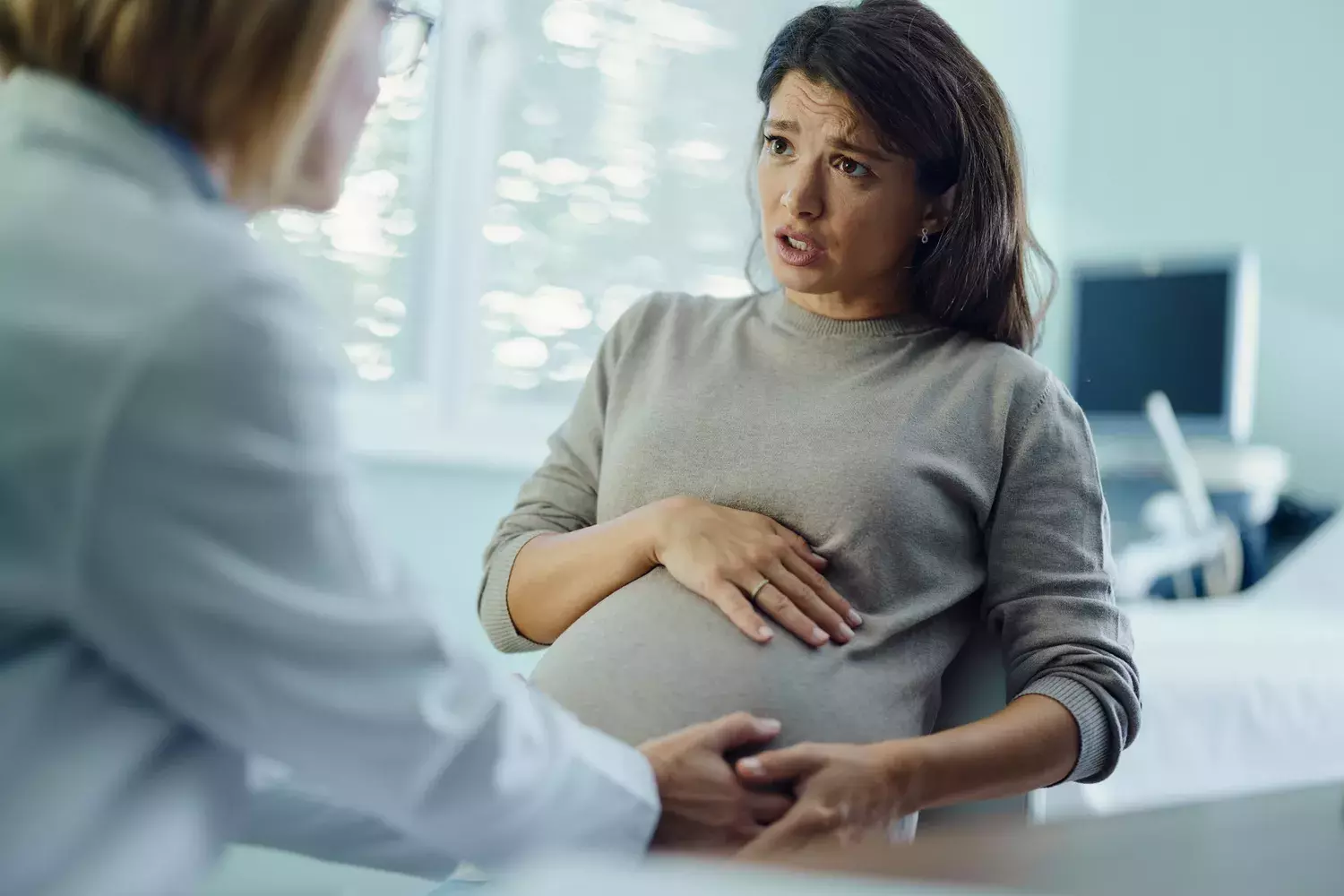 Critical Pregnancy Symptoms You Should Never Overlook
