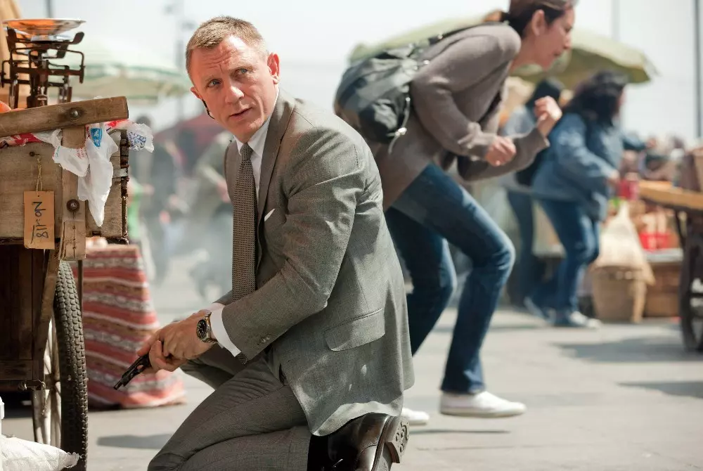 James Bond Memorabilia Set for Auction