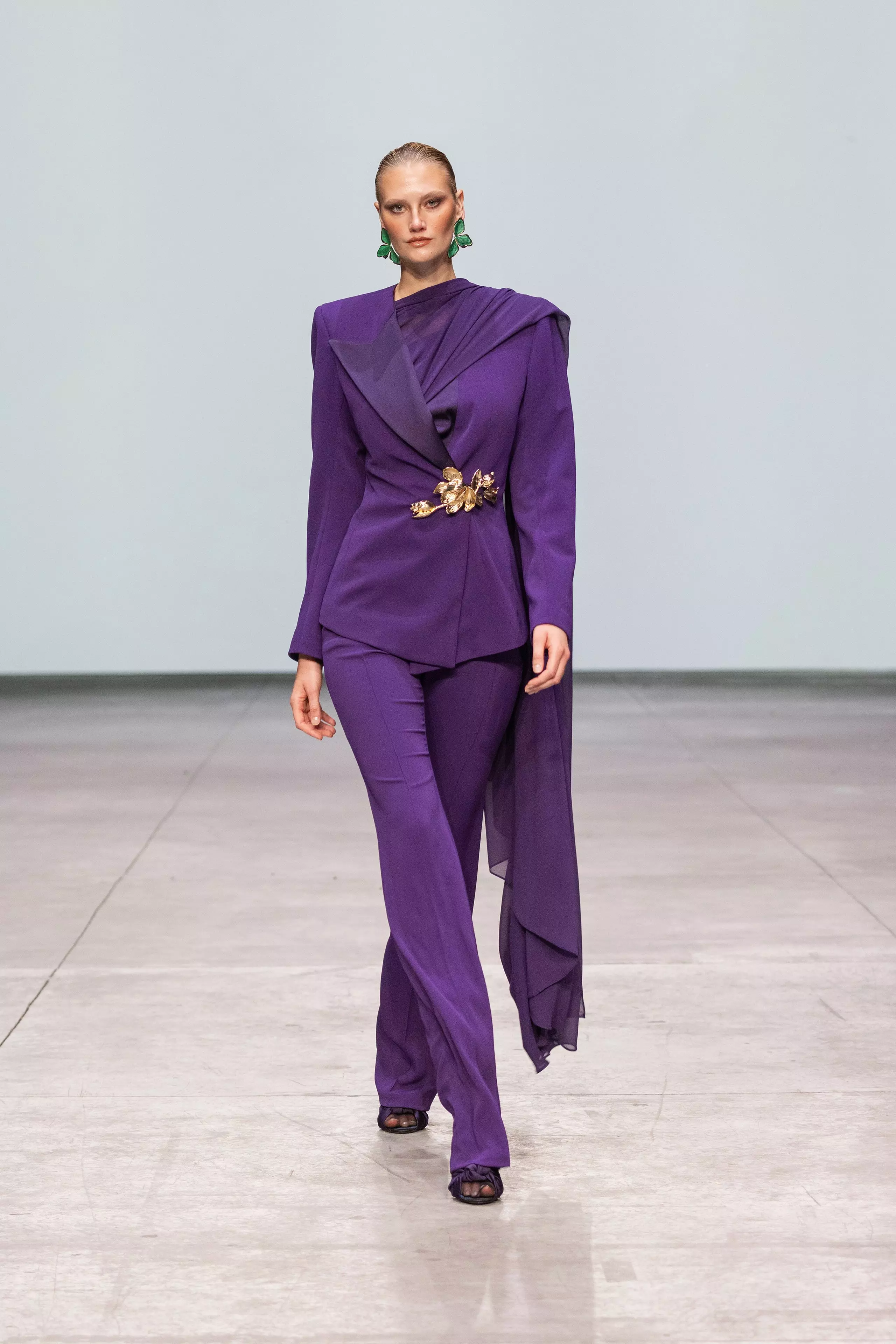 Alfredo Martínez's Spring 2027 Collection: A Telenovela-Inspired Dream