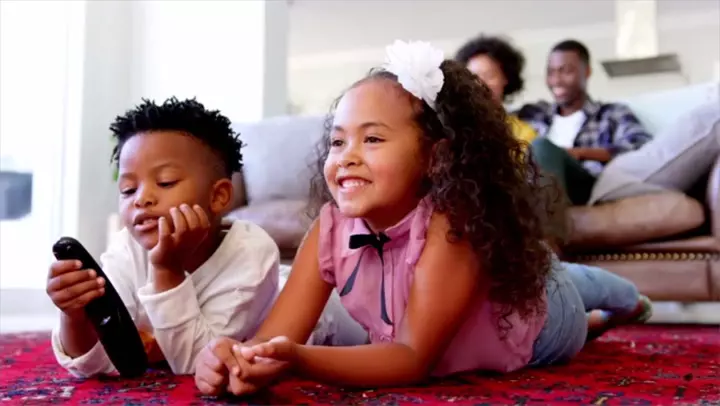 Navigating Sibling Nudity: A Guide for Parents