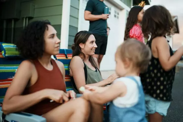 The Dual Nature of Maternal Friendships