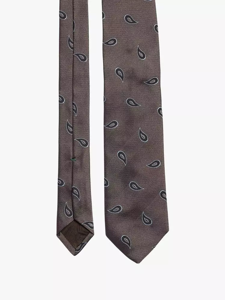 The Best Tie Brands for the Modern Gentleman