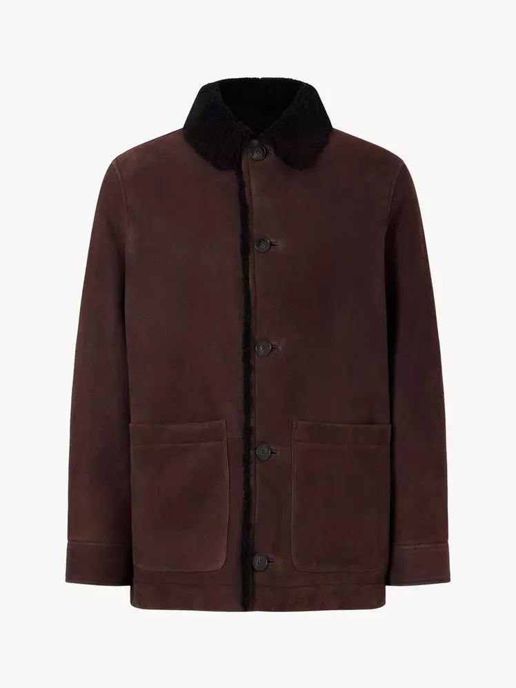 Essential Fall Getaway Wardrobe: Style for Every Autumn Adventure