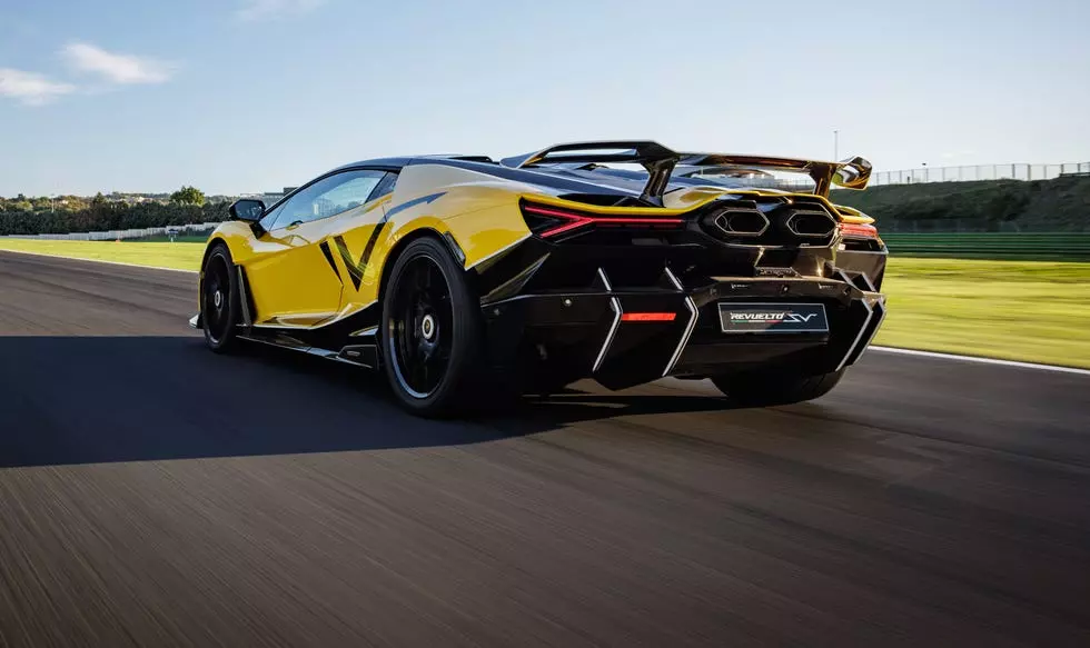 2027 Lamborghini Revuelto SV: Enhanced Supercar Performance