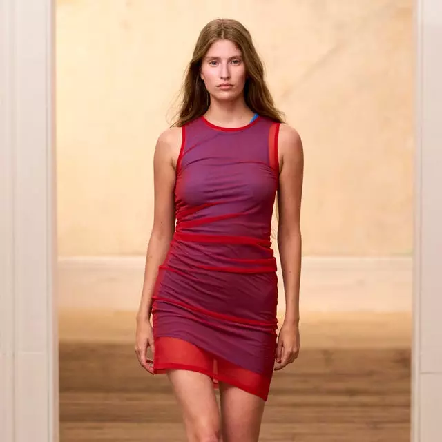 Embrace Berry Tones: A Fashion Forward Trend