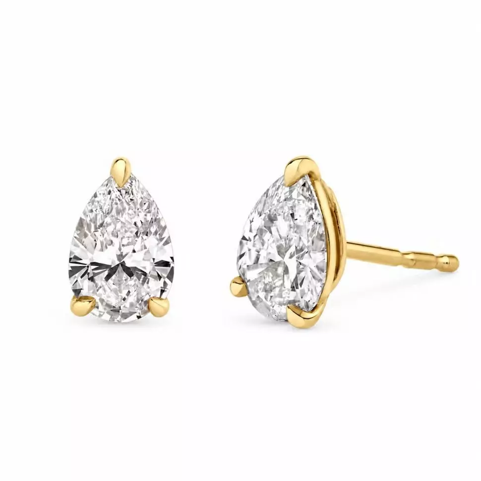 The Resurgence of Pear-Shaped Diamond Studs in Celebrity Fashion