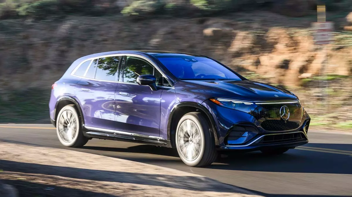 2027 Mercedes-Benz EQS SUV: A Comprehensive Review