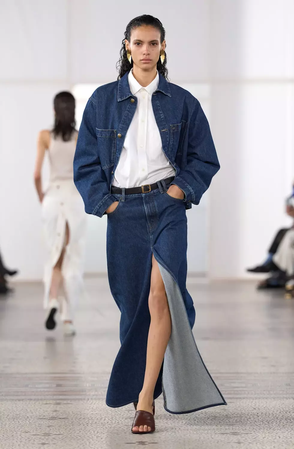 Denim Skirt: The Essential Guide to Styles and Trends