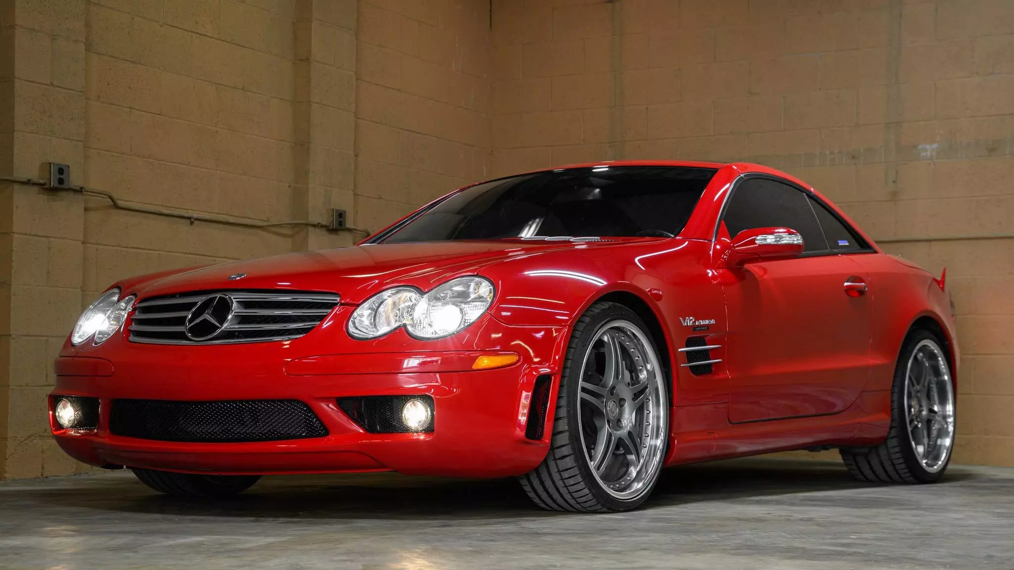 2005 Mercedes-Benz SL65 AMG: A High-Performance Classic on Auction