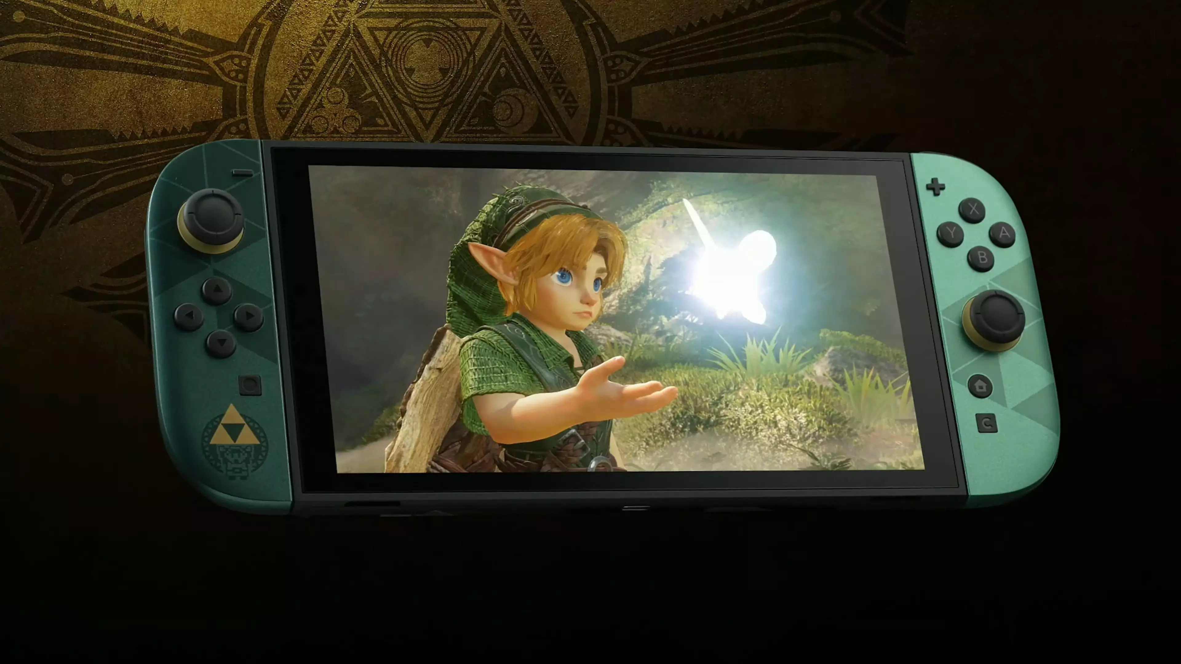 Surprise Pixel Art Easter Egg Discovered on Limited Edition Zelda Switch 2 Console