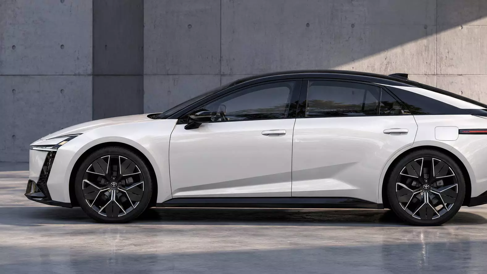 Toyota's Next-Gen Hybrid System Promises Enhanced Fuel Efficiency and Design Flexibility