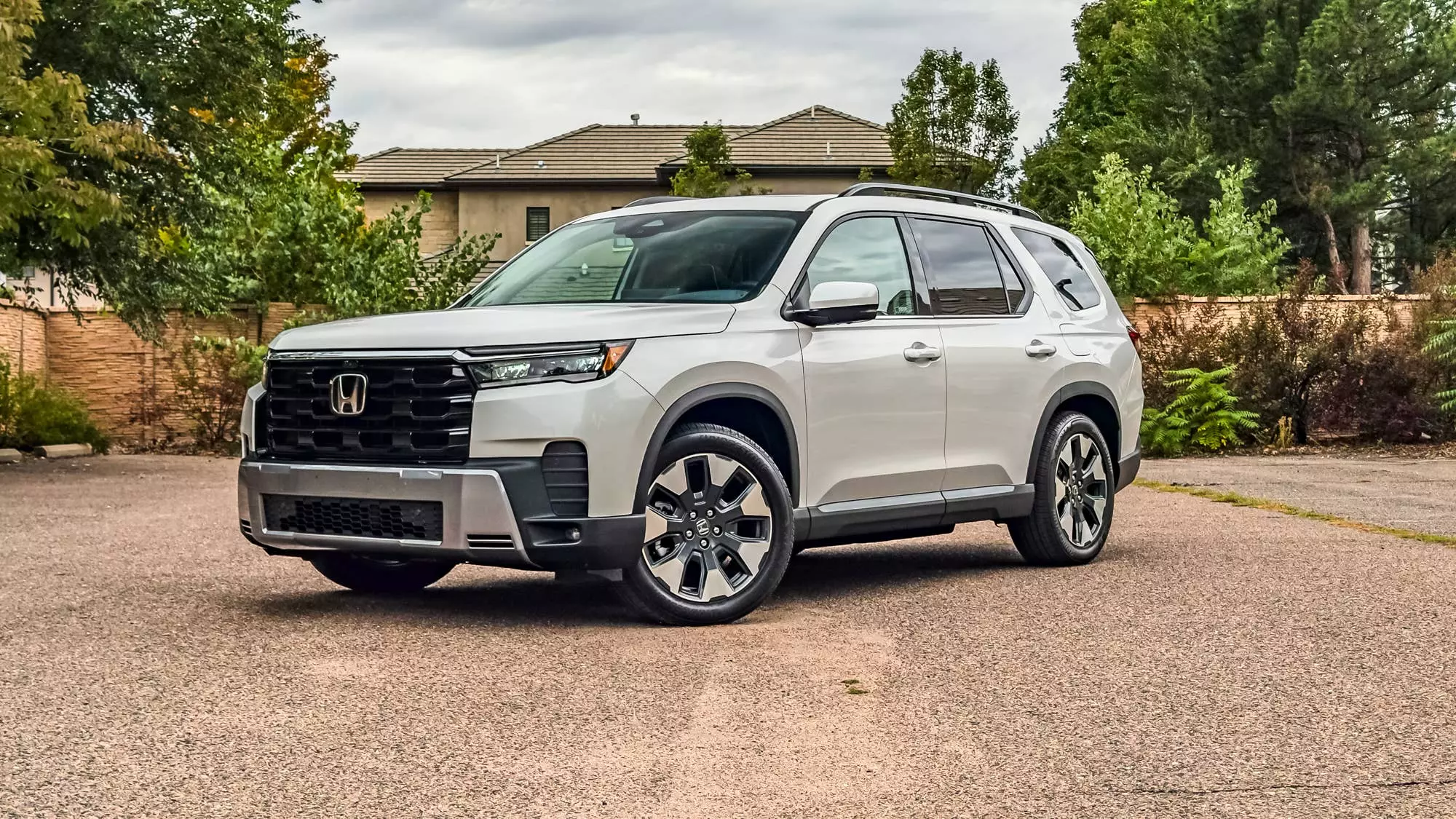 The 2026 Honda Pilot: A Comprehensive Review of the 'Default Family SUV'