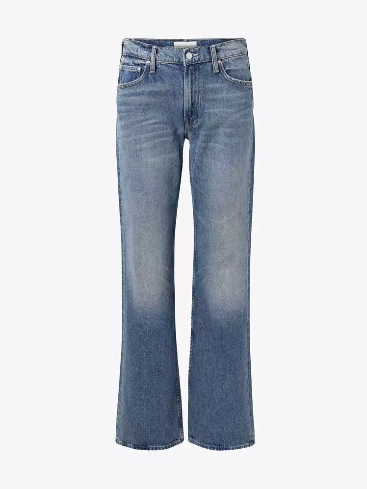 The Ultimate Guide to Comfortable Travel Jeans: Expert Picks and Styling Tips
