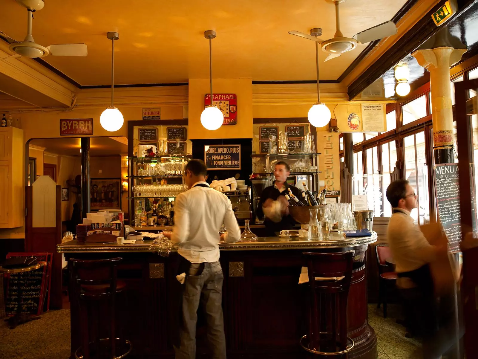 A Connoisseur's Guide to Paris's Most Exceptional Culinary Destinations